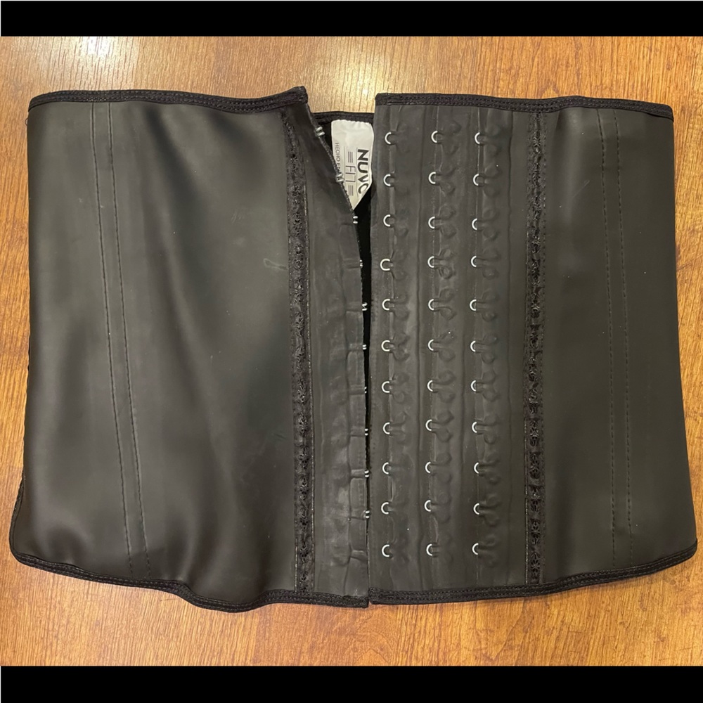 Waist trainer- L